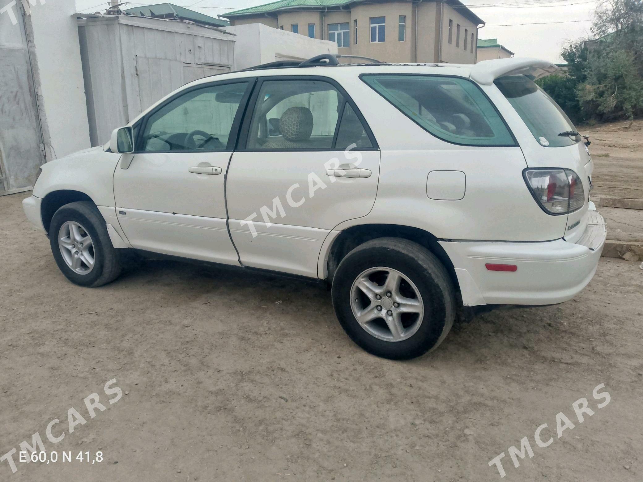 Lexus RX 300 2002 - 160 000 TMT - Дашогуз - img 5