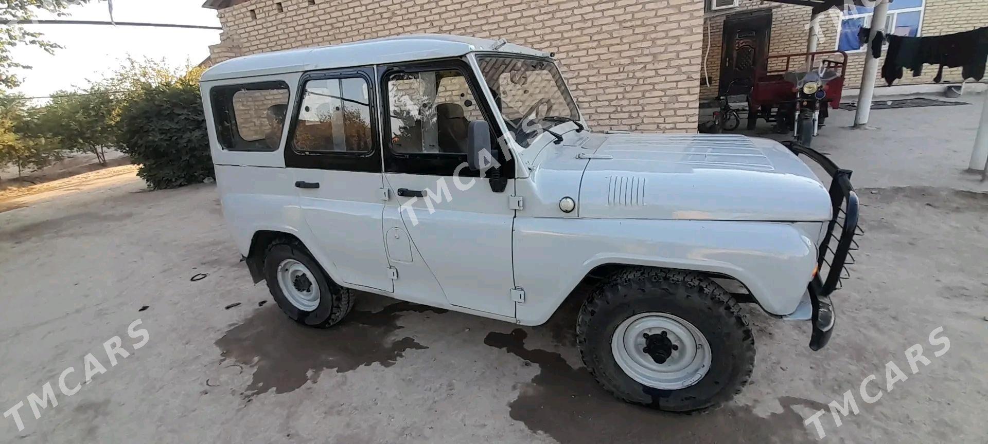 UAZ 469 2001 - 58 000 TMT - Saýat - img 4