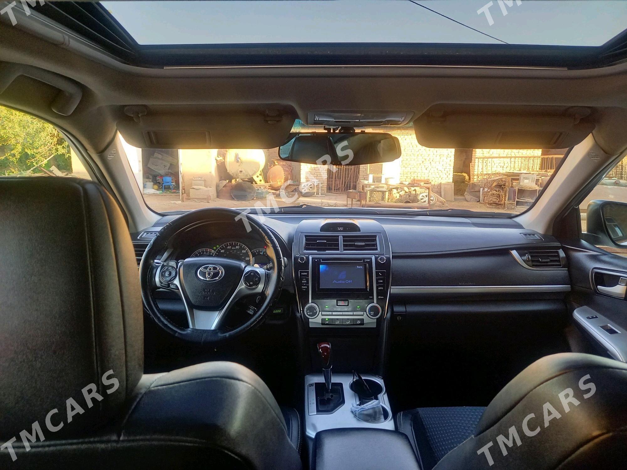 Toyota Camry 2012 - 220 000 TMT - Теджен - img 5