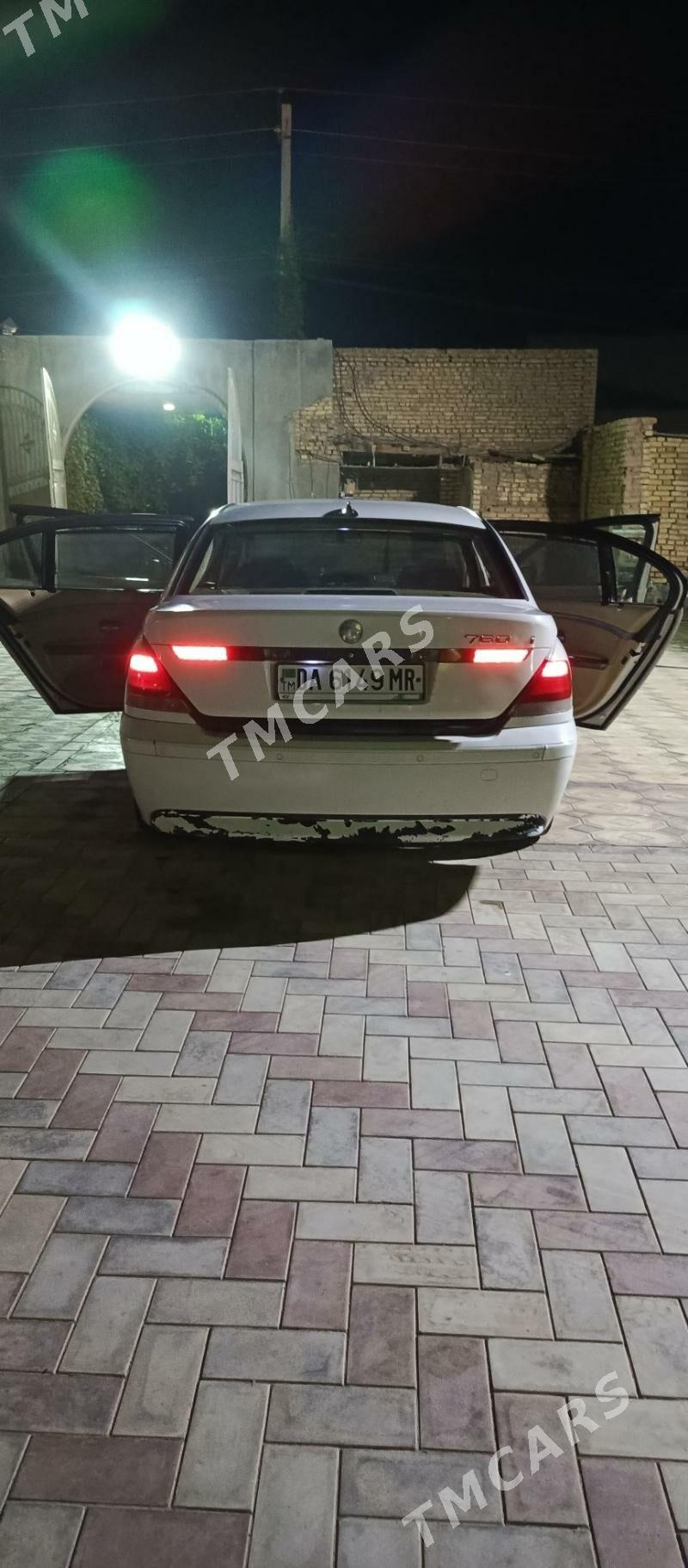 BMW 730 2003 - 130 000 TMT - Mary - img 3