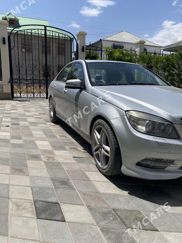 Mercedes-Benz C300 2011 - 180 000 TMT - Туркменабат - img 3