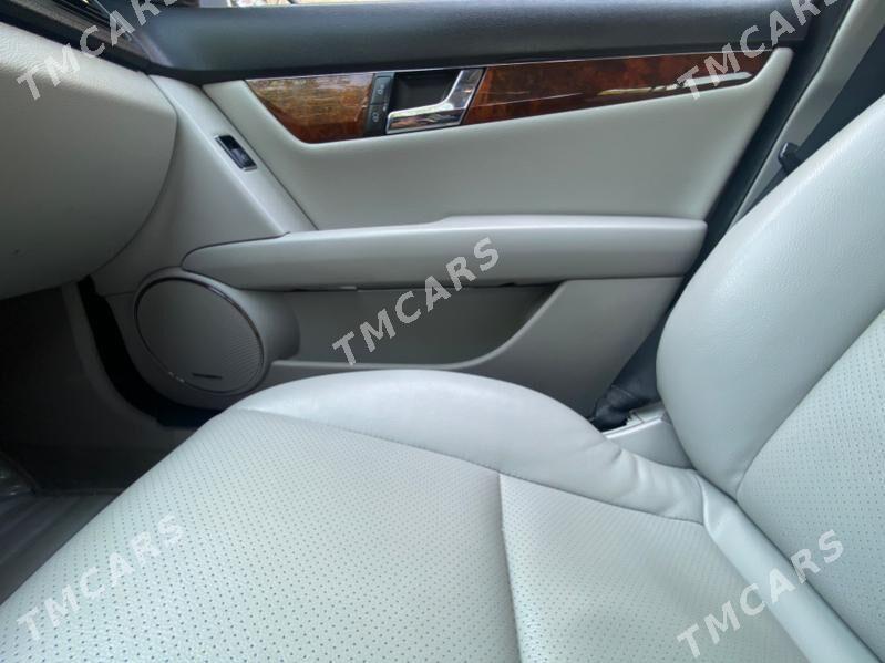 Mercedes-Benz C300 2011 - 180 000 TMT - Туркменабат - img 6
