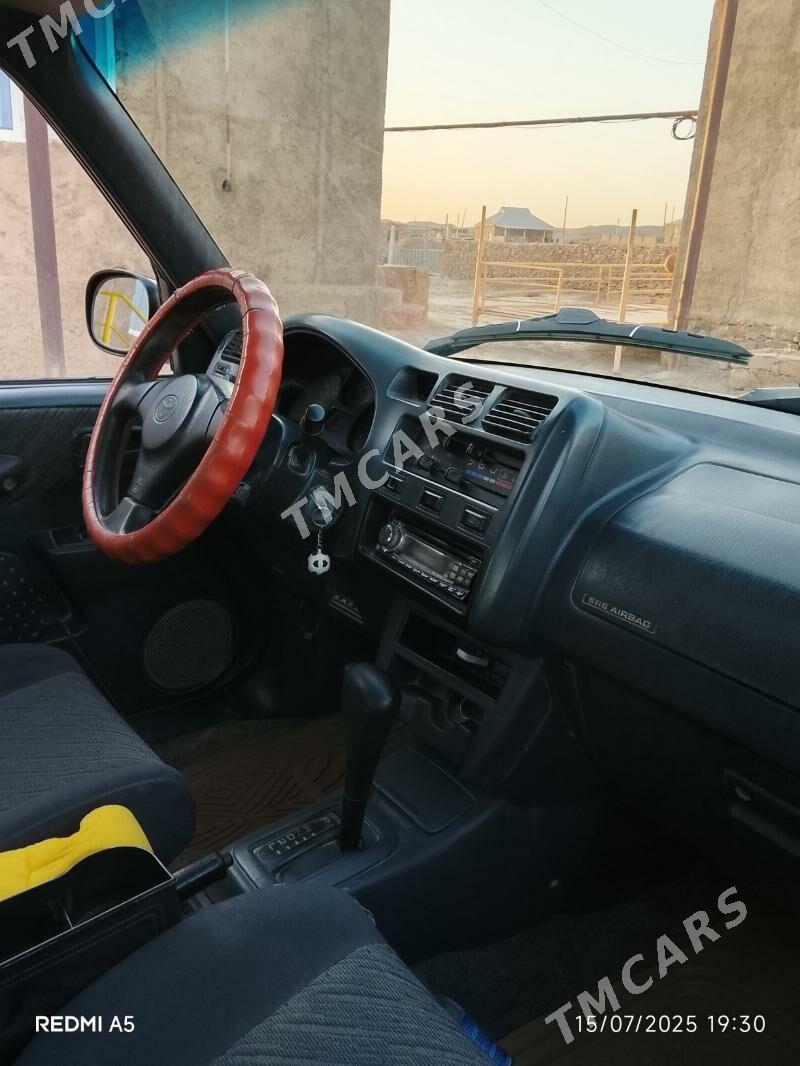 Toyota RAV4 1999 - 90 000 TMT - Магданлы - img 8