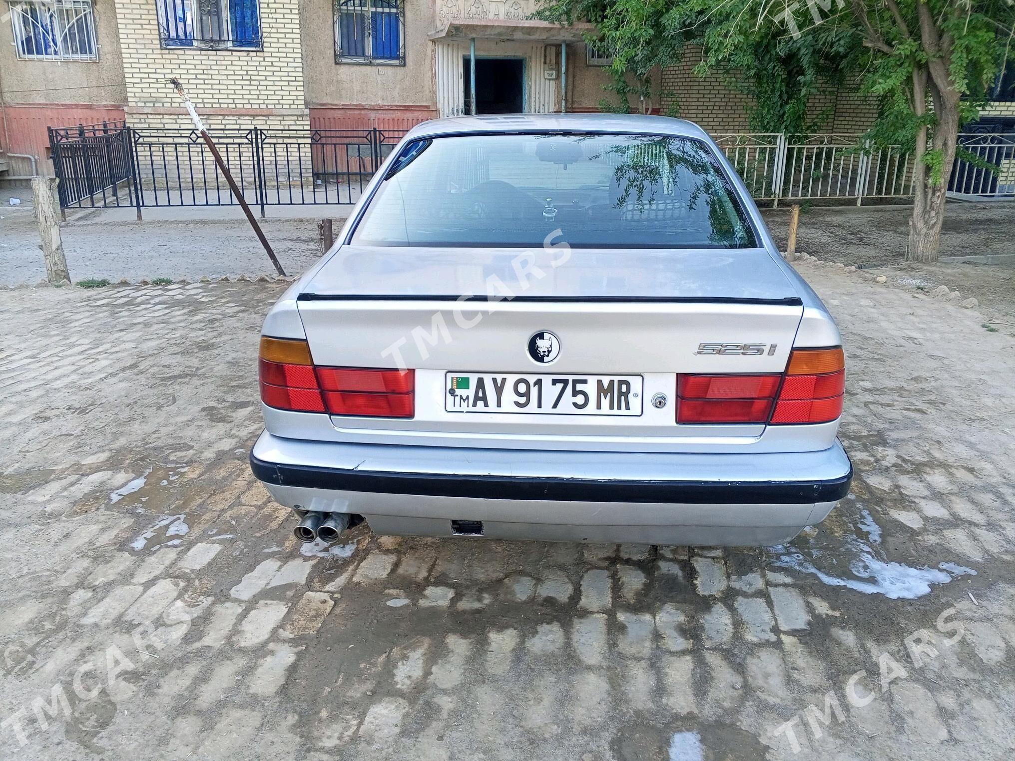 BMW 525 1994 - 55 000 TMT - Мары - img 3
