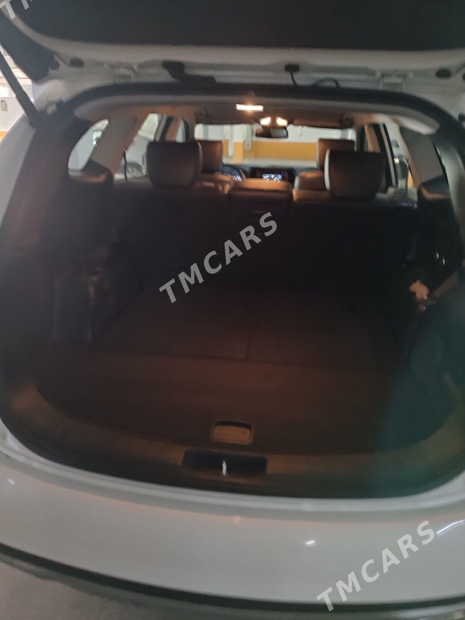 Hyundai Santa Fe 2018 - 300 000 TMT - Ашхабад - img 5