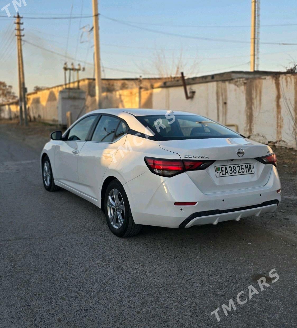 Nissan Sentra 2021 - 200 000 TMT - Мары - img 4