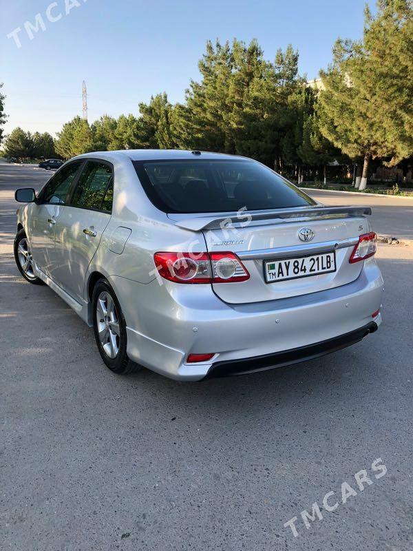 Toyota Corolla 2011 - 170 000 TMT - Туркменабат - img 8