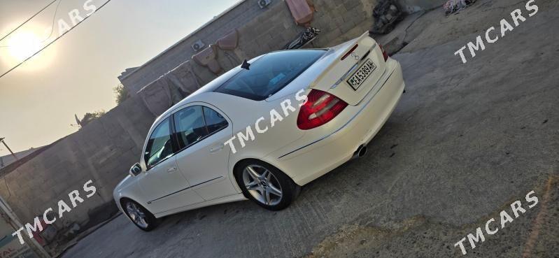 Mercedes-Benz E300 2008 - 150 000 TMT - Bäherden - img 2