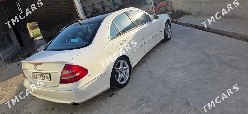 Mercedes-Benz E300 2008 - 150 000 TMT - Bäherden - img 4