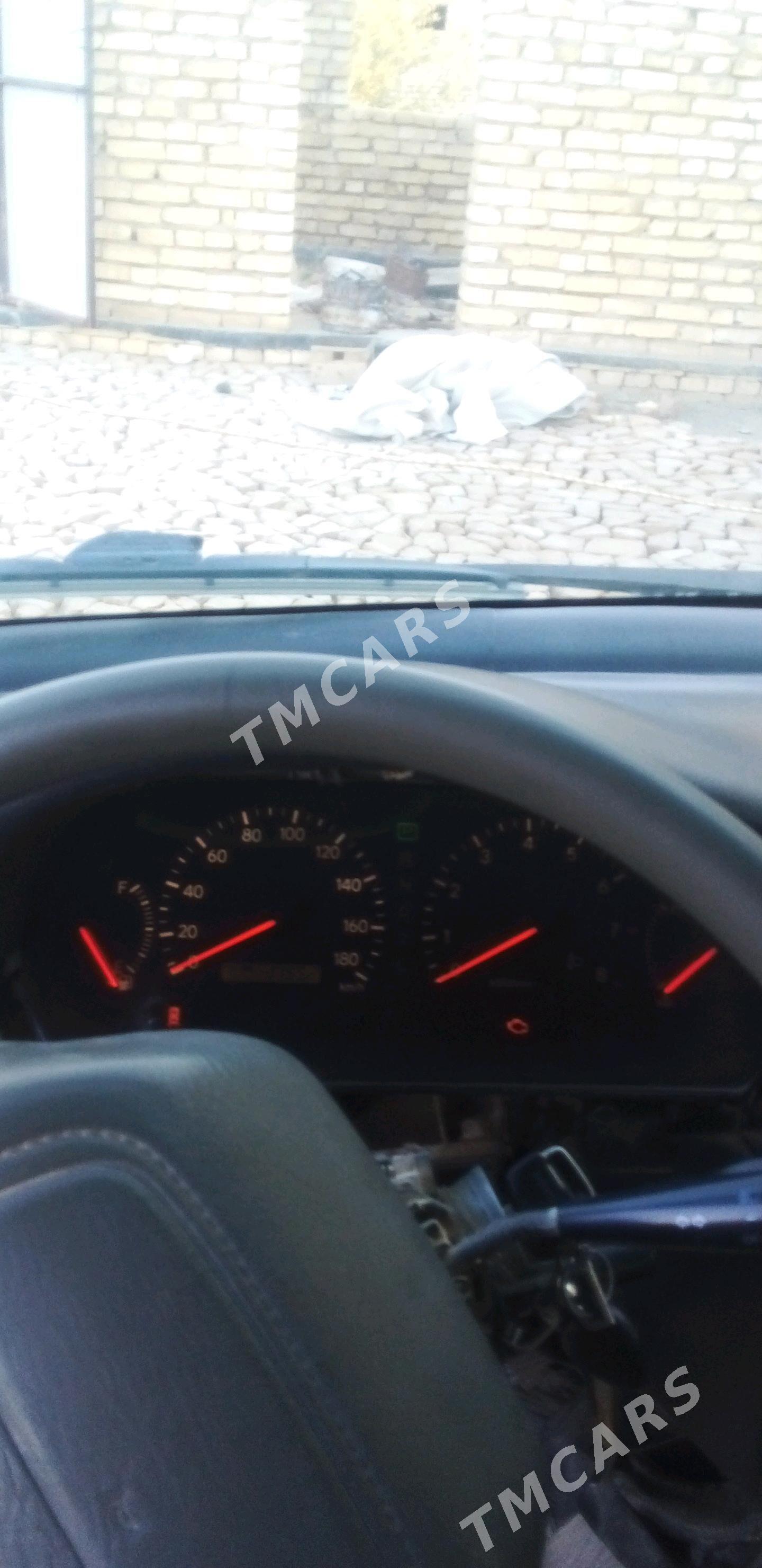 Toyota Town Ace 1994 - 30 000 TMT - Ёлётен - img 8