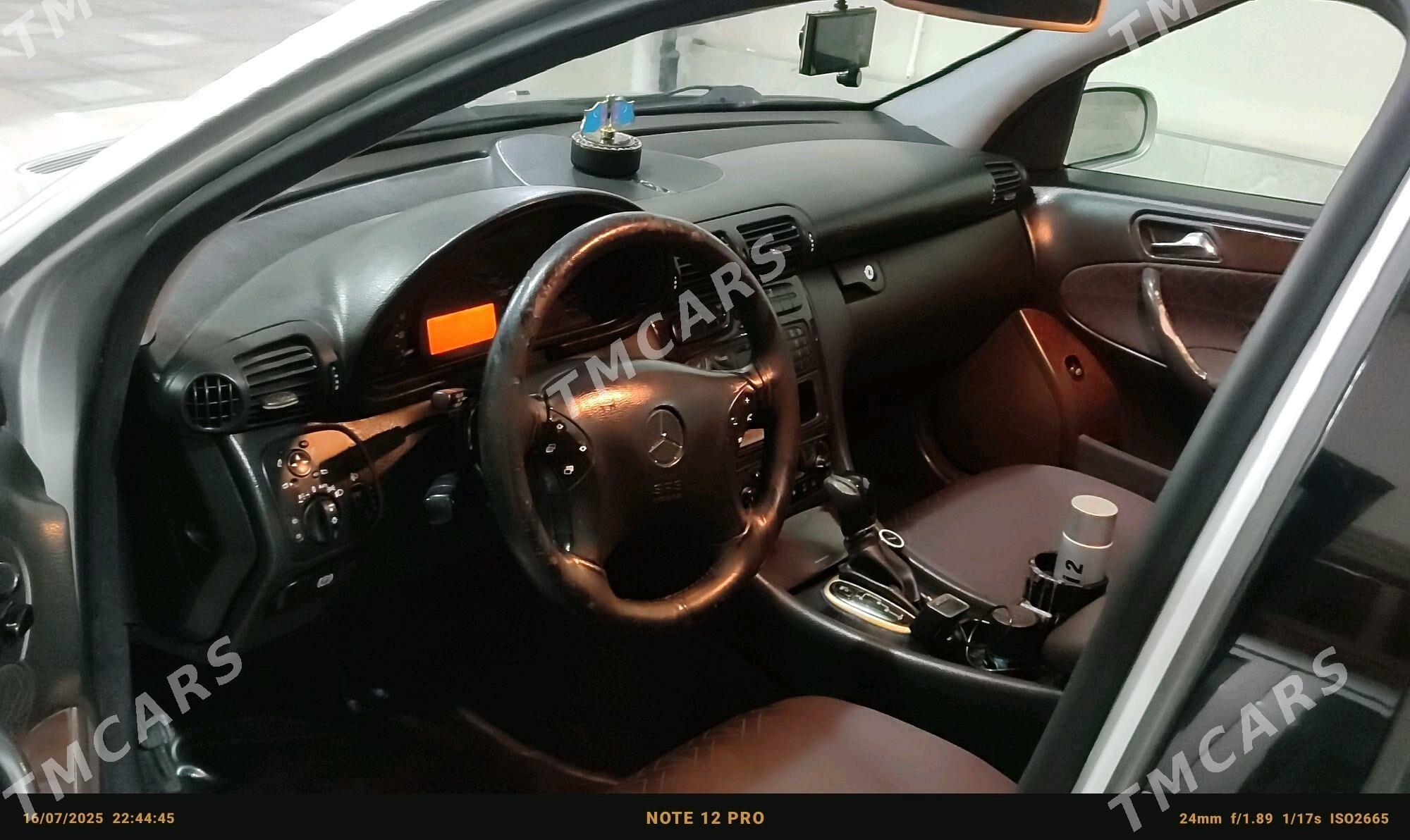 Mercedes-Benz 230E 2001 - 100 000 TMT - Мары - img 2