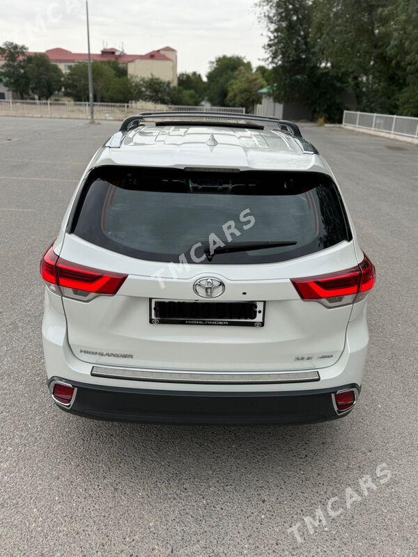 Toyota Highlander 2017 - 370 000 TMT - Ашхабад - img 6