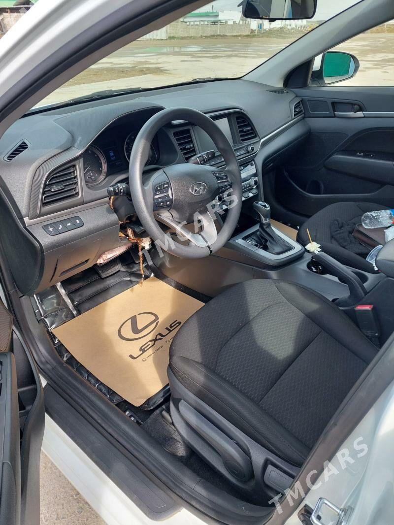 Hyundai Elantra 2020 - 220 000 TMT - Änew - img 5