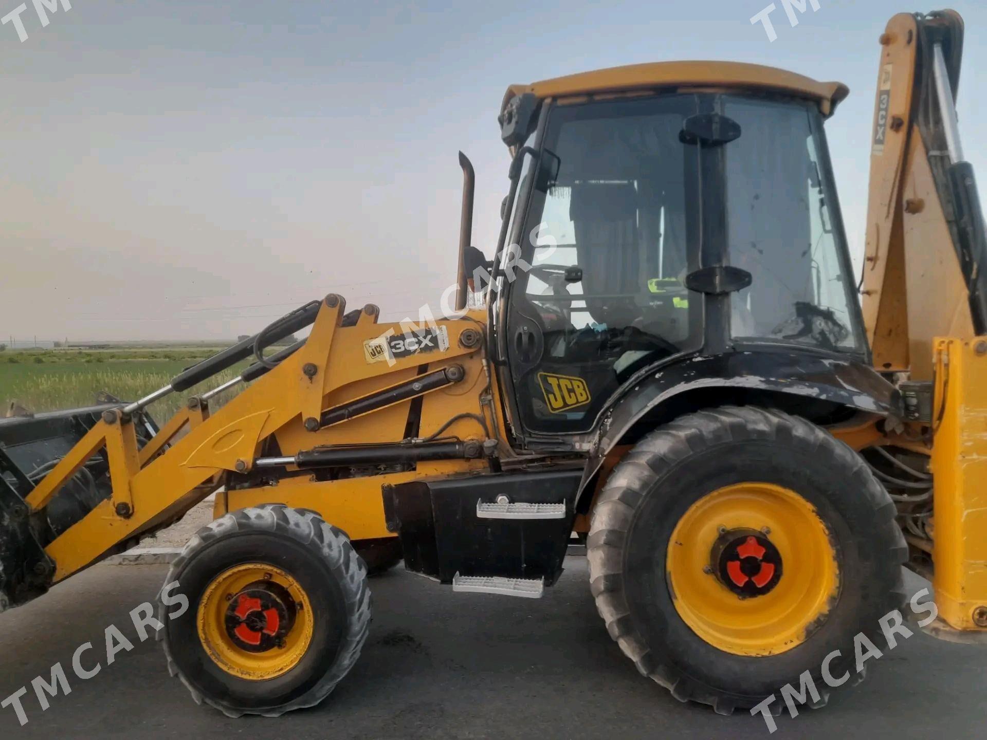 JCB 3CX Compact 2010 - 750 000 TMT - Aşgabat - img 3