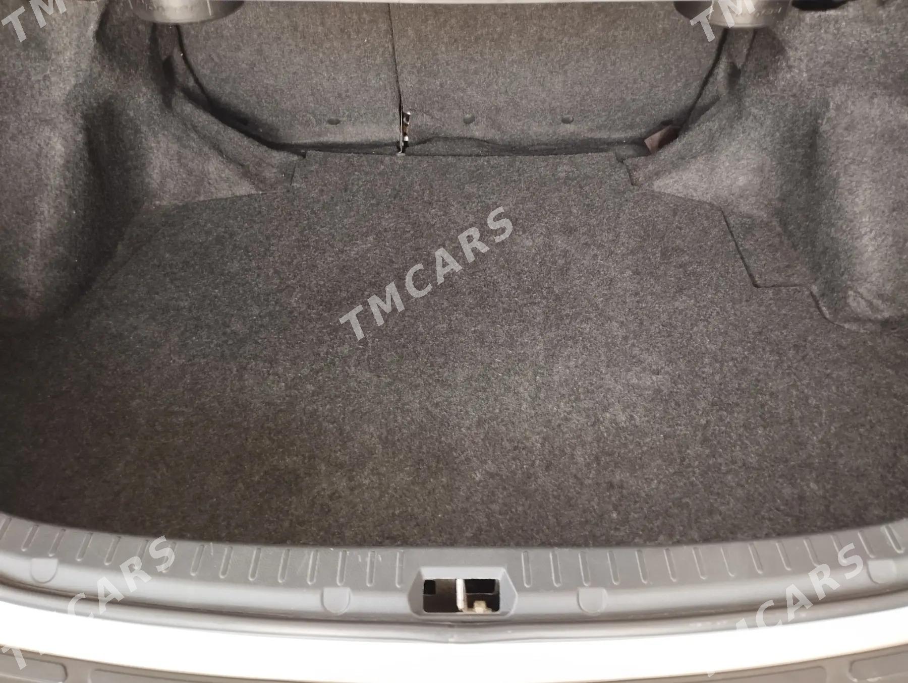 Toyota Corolla 2013 - 180 000 TMT - Balkanabat - img 7