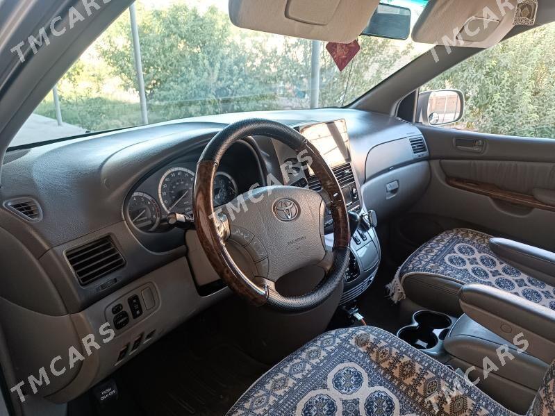 Toyota Sienna 2004 - 240 000 TMT - Шабатский этрап - img 3