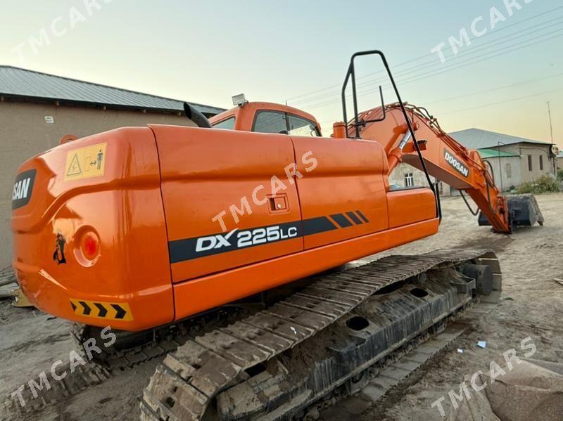 LiuGong Excavator 2012 - 1 200 000 TMT - Daşoguz - img 5