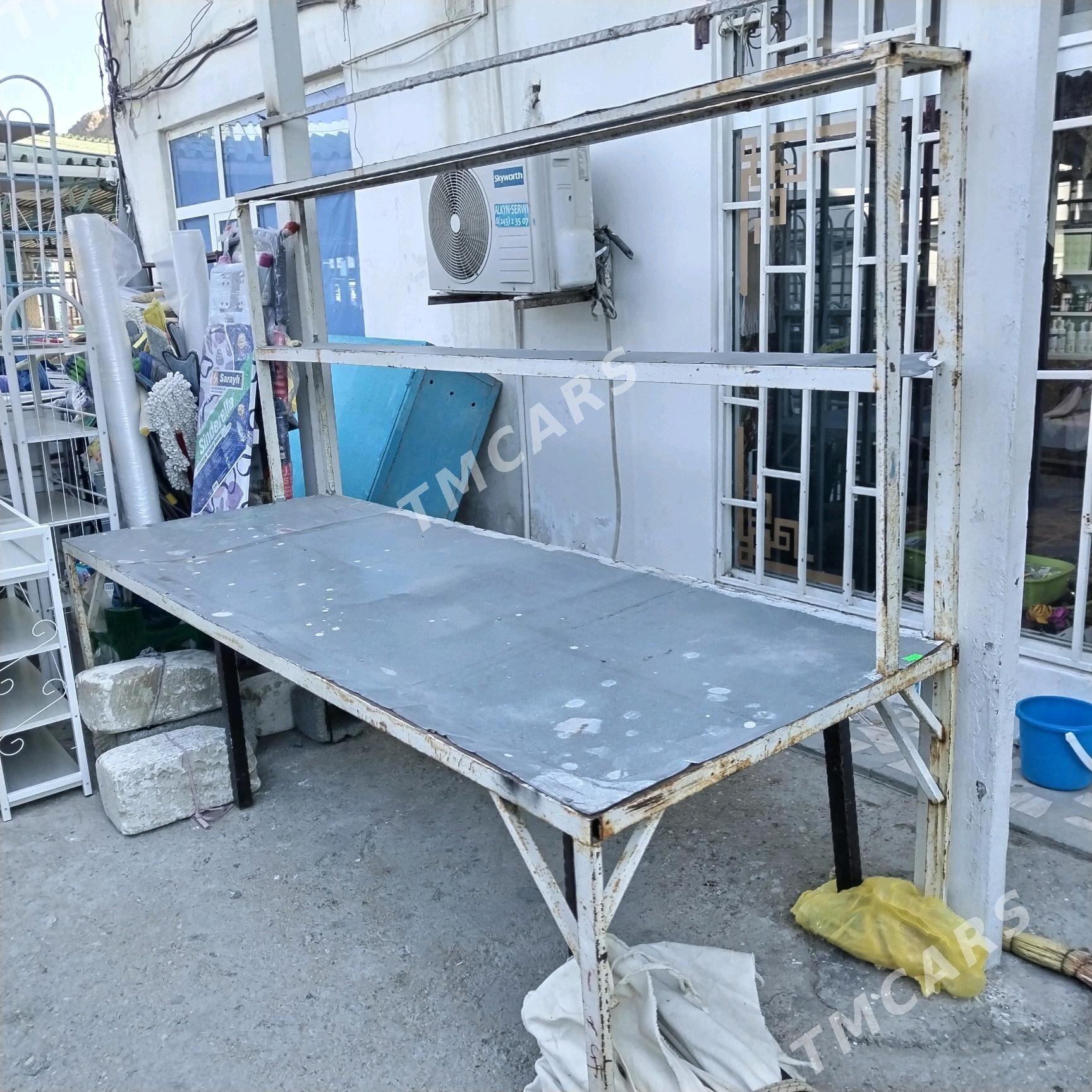 stol vetrina - Türkmenbaşy - img 1