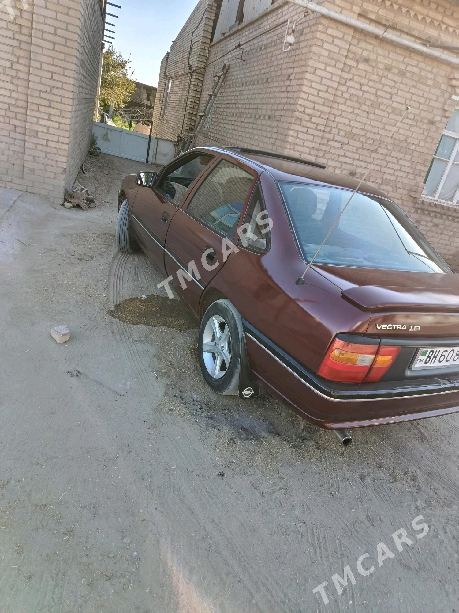 Opel Vectra 1990 - 32 000 TMT - Чарджоу - img 4