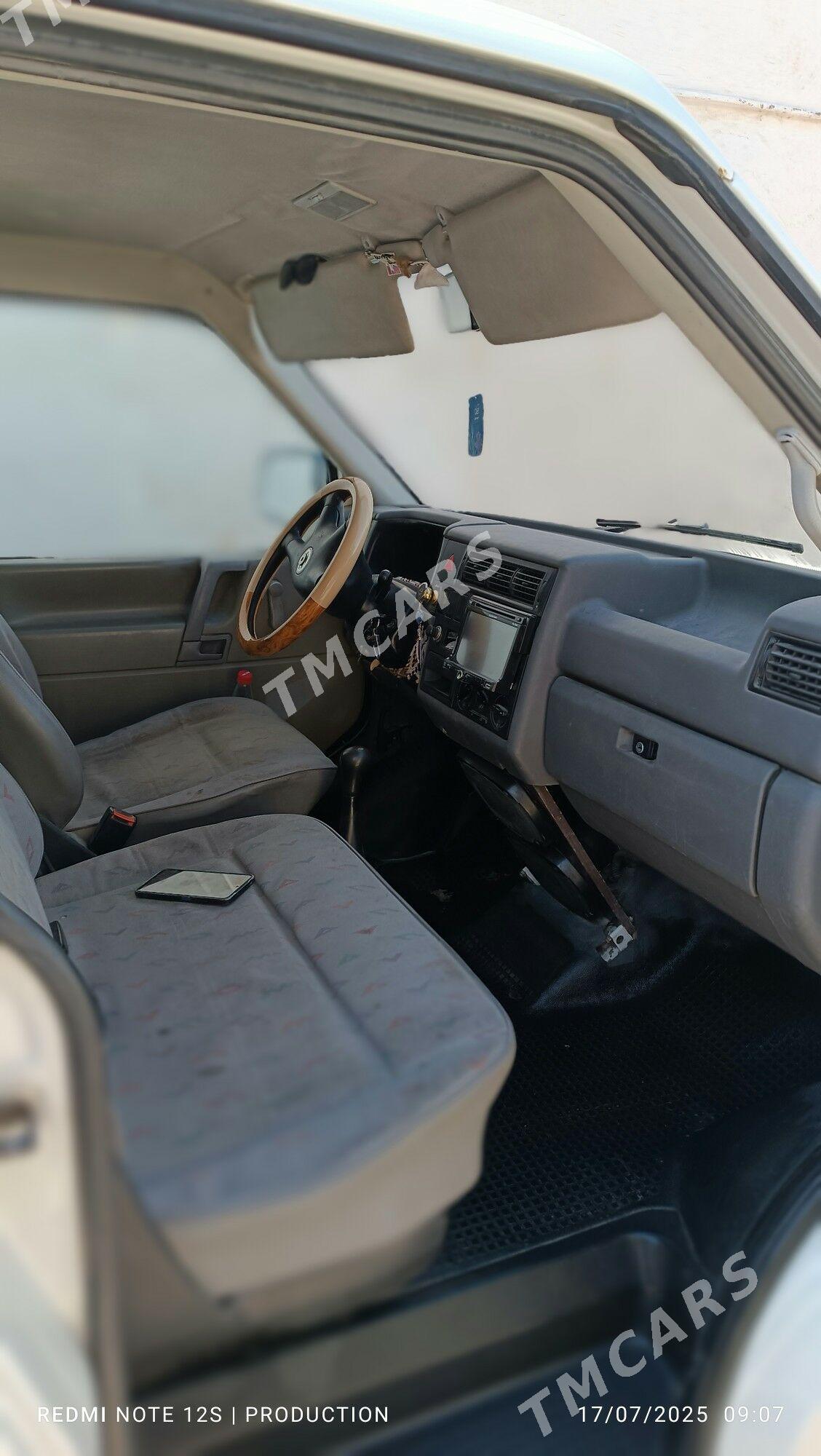 Volkswagen Transporter 2003 - 90 000 TMT - Tejen - img 3