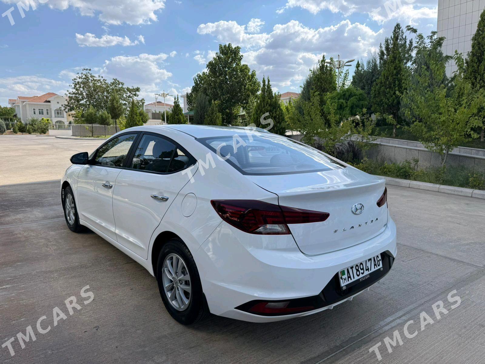 Hyundai Elantra 2020 - 230 000 TMT - Aşgabat - img 3