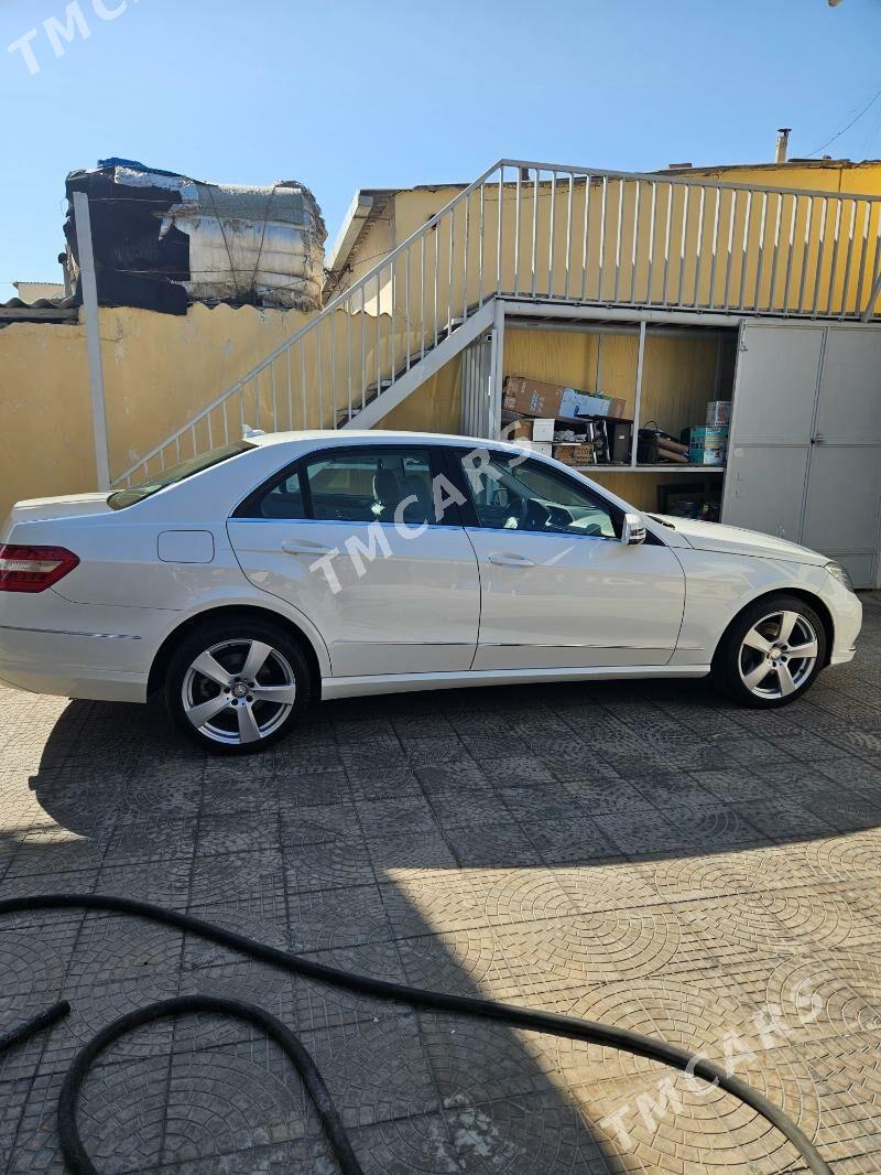 Mercedes-Benz E350 2011 - 305 000 TMT - Hitrowka - img 6
