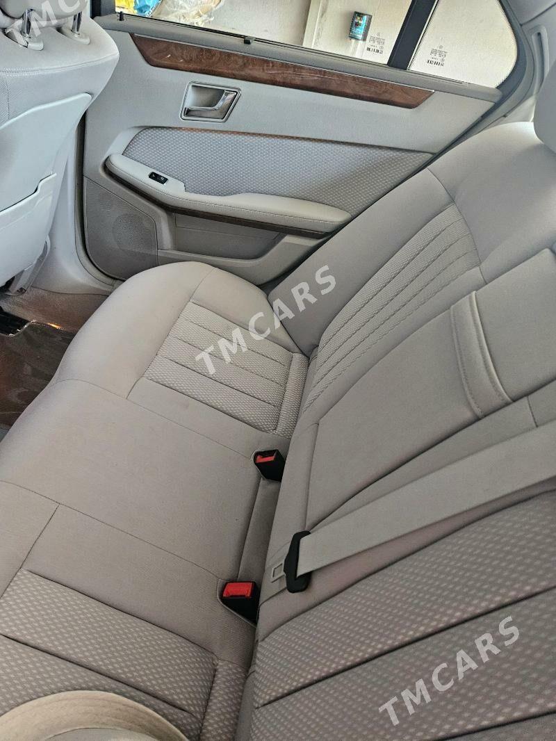 Mercedes-Benz E350 2011 - 305 000 TMT - Hitrowka - img 4