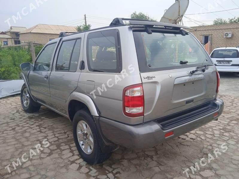Nissan Pathfinder 2000 - 40 000 TMT - Мары - img 2