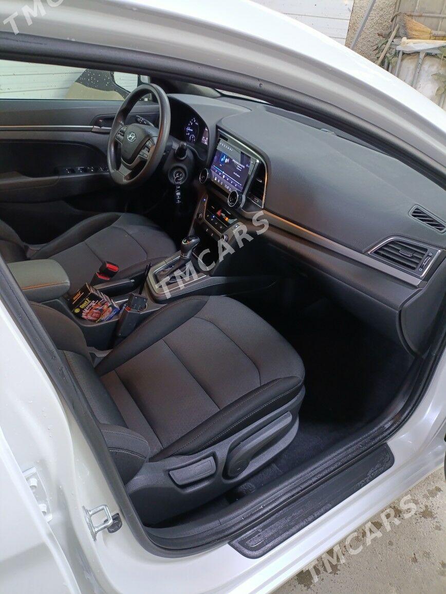 Hyundai Elantra 2018 - 185 000 TMT - Aşgabat - img 10