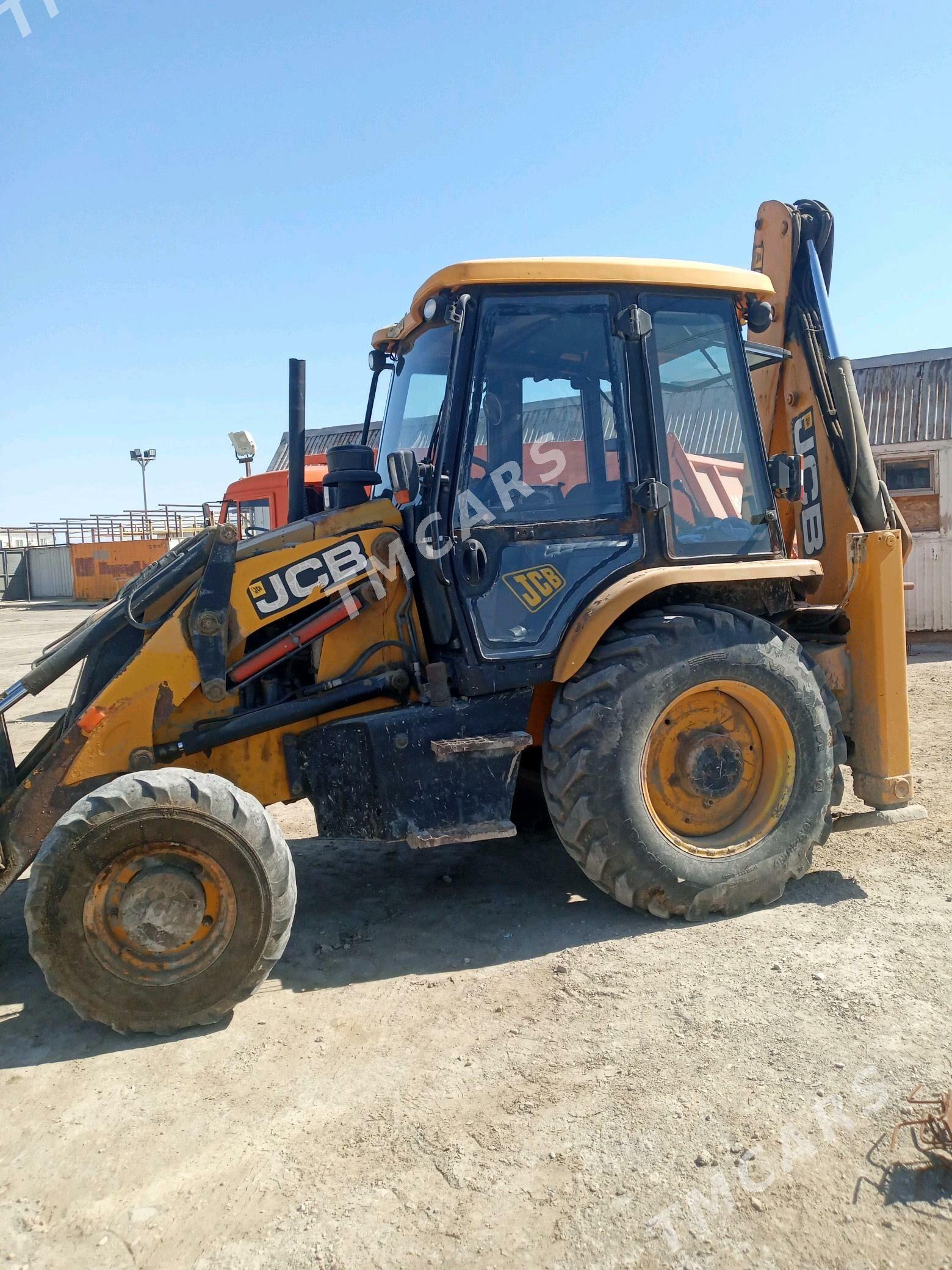 JCB 3CX Compact 2014 - 530 000 TMT - Балканабат - img 7