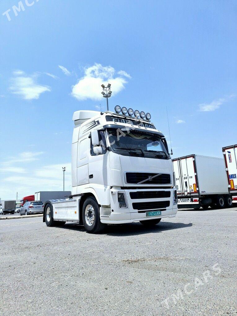 Volvo FH12 2005 - 780 000 TMT - Aşgabat - img 2
