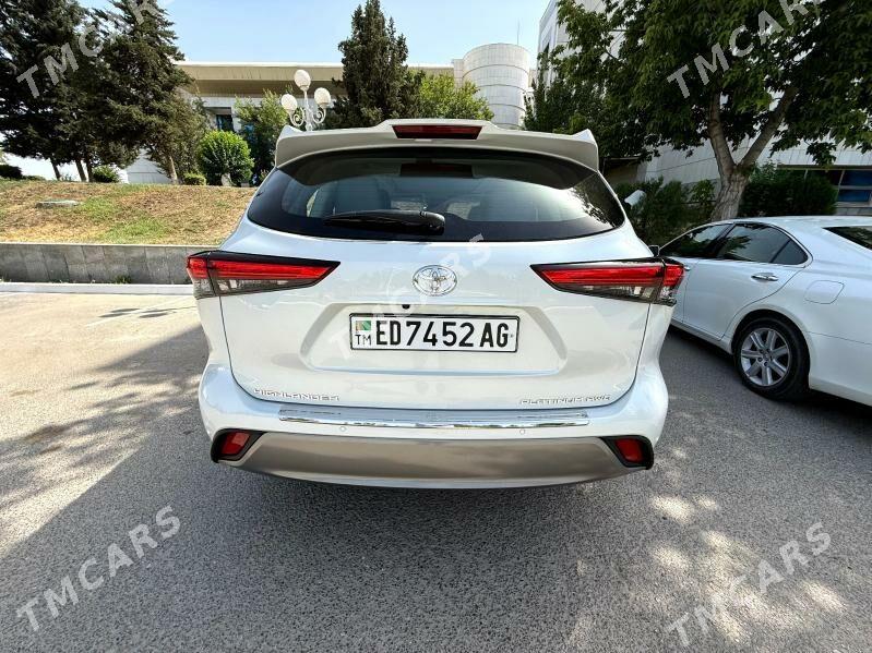 Toyota Highlander 2022 - 700 000 TMT - Ашхабад - img 8
