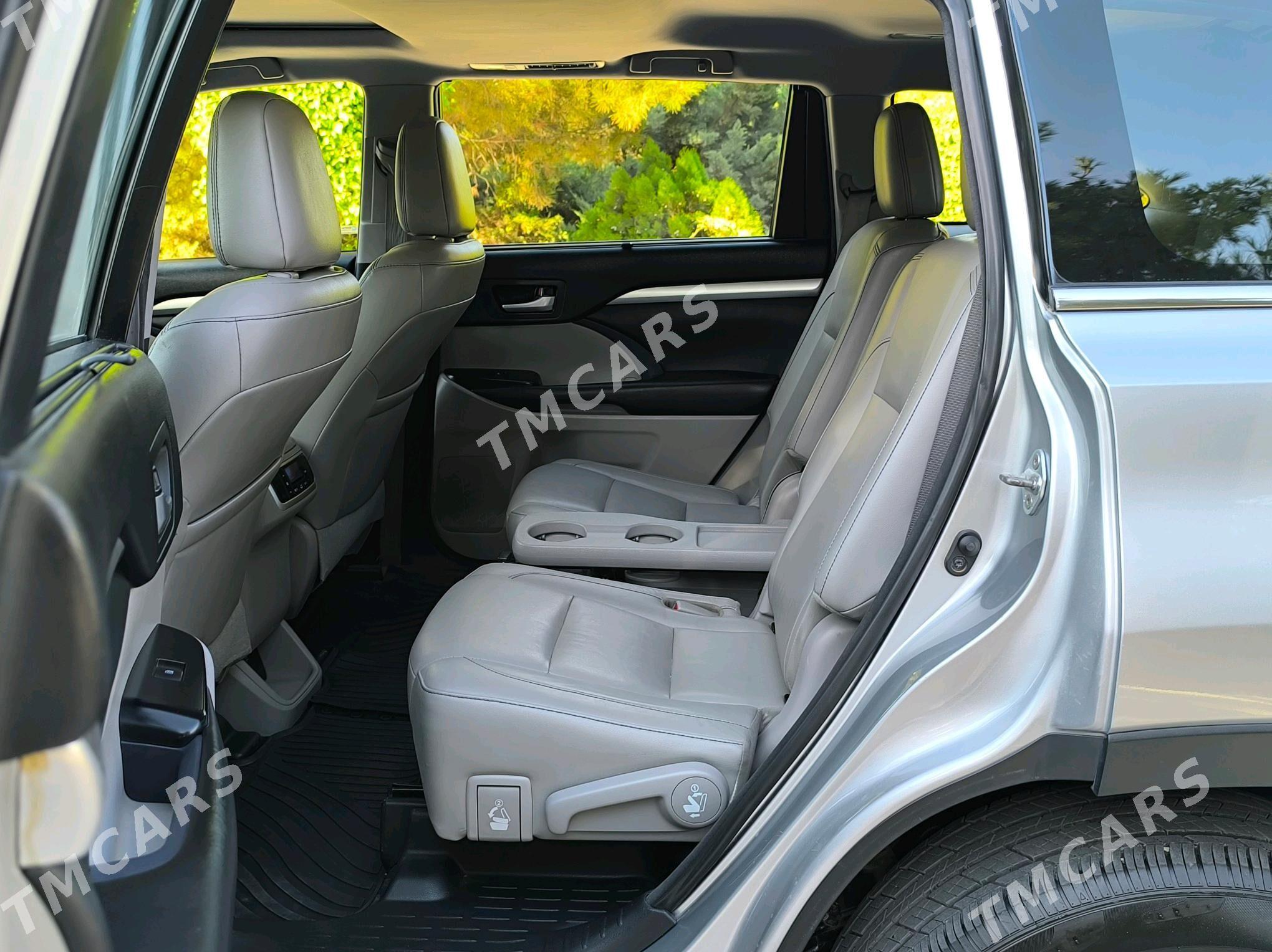 Toyota Highlander 2017 - 450 000 TMT - Туркменабат - img 6