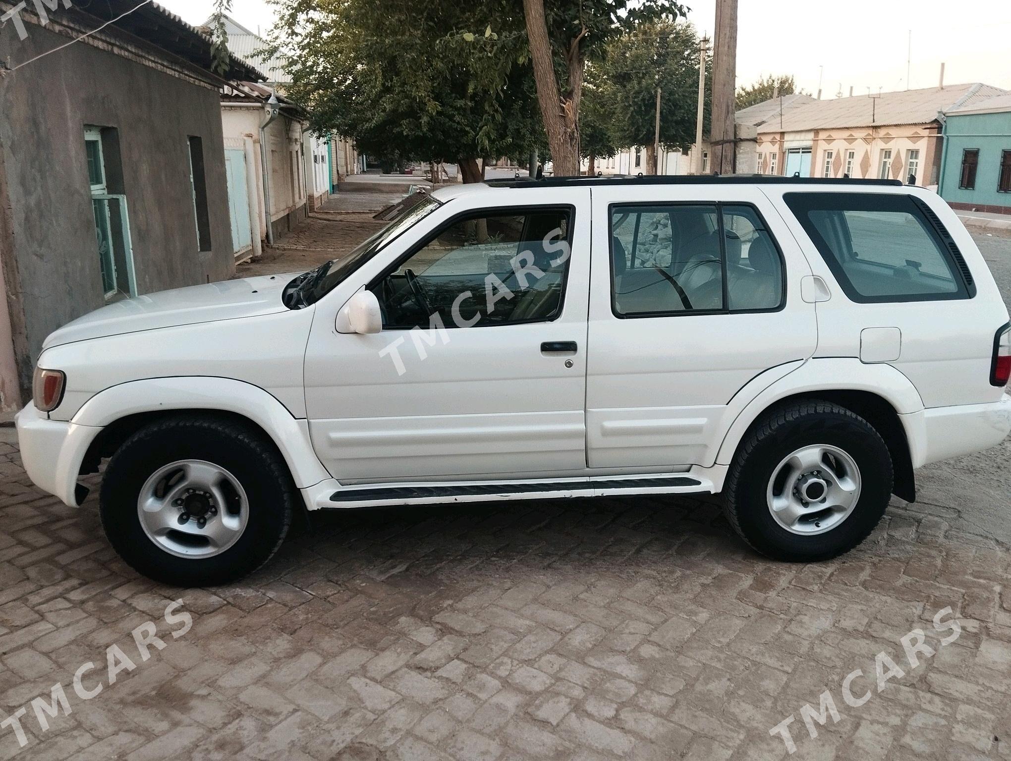 Infiniti QX4 1999 - 85 000 TMT - Байрамали - img 4