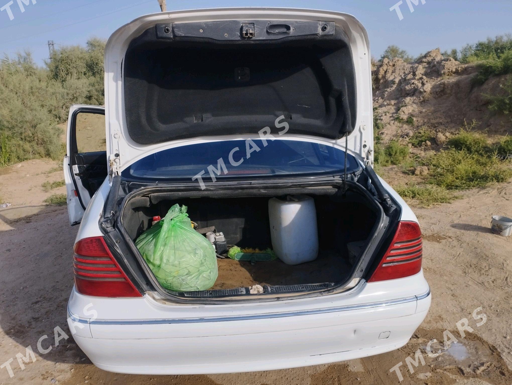 Mercedes-Benz 500E 1999 - 90 000 TMT - Мары - img 6