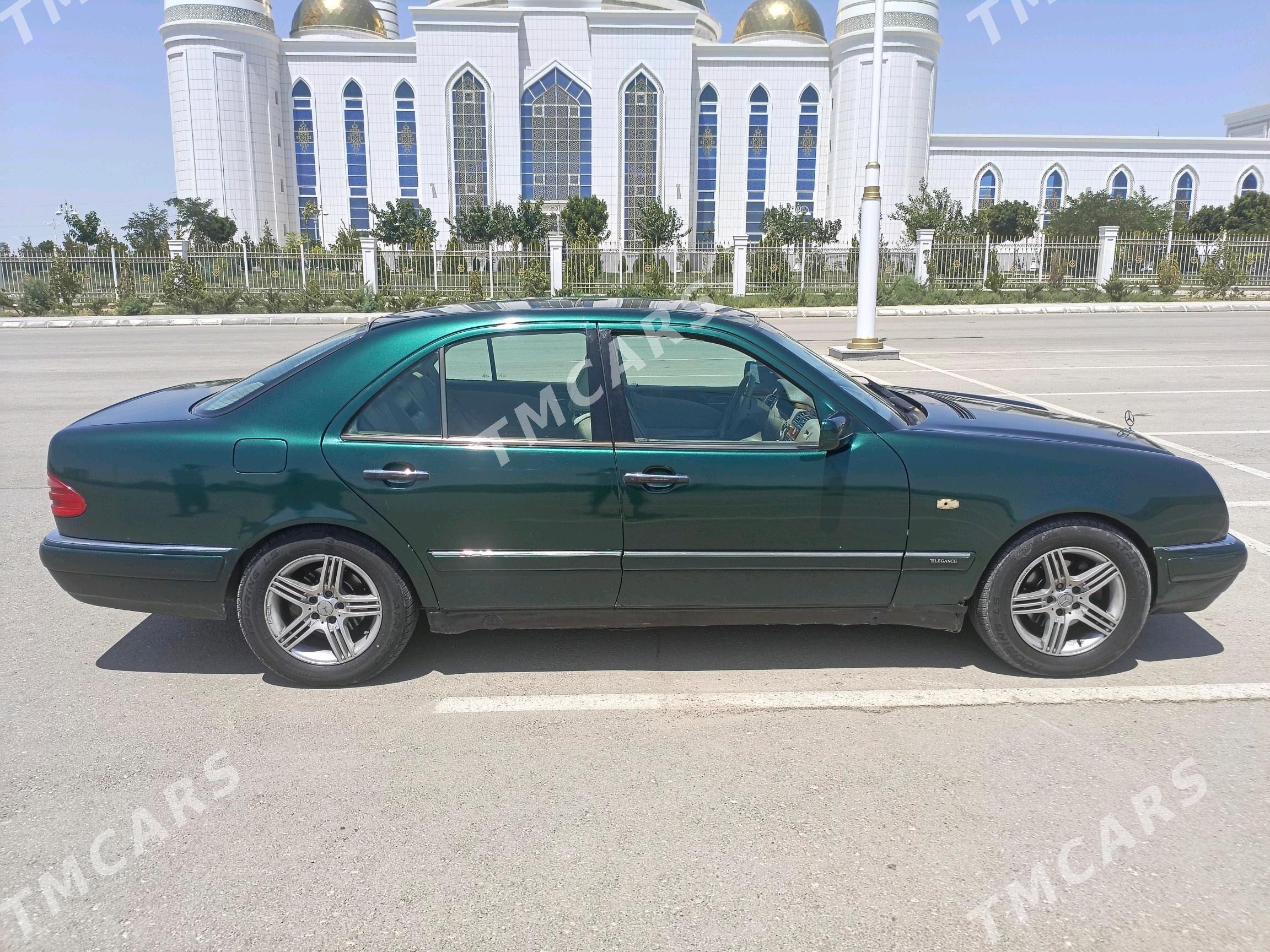 Mercedes-Benz E320 1999 - 80 000 TMT - Балканабат - img 3