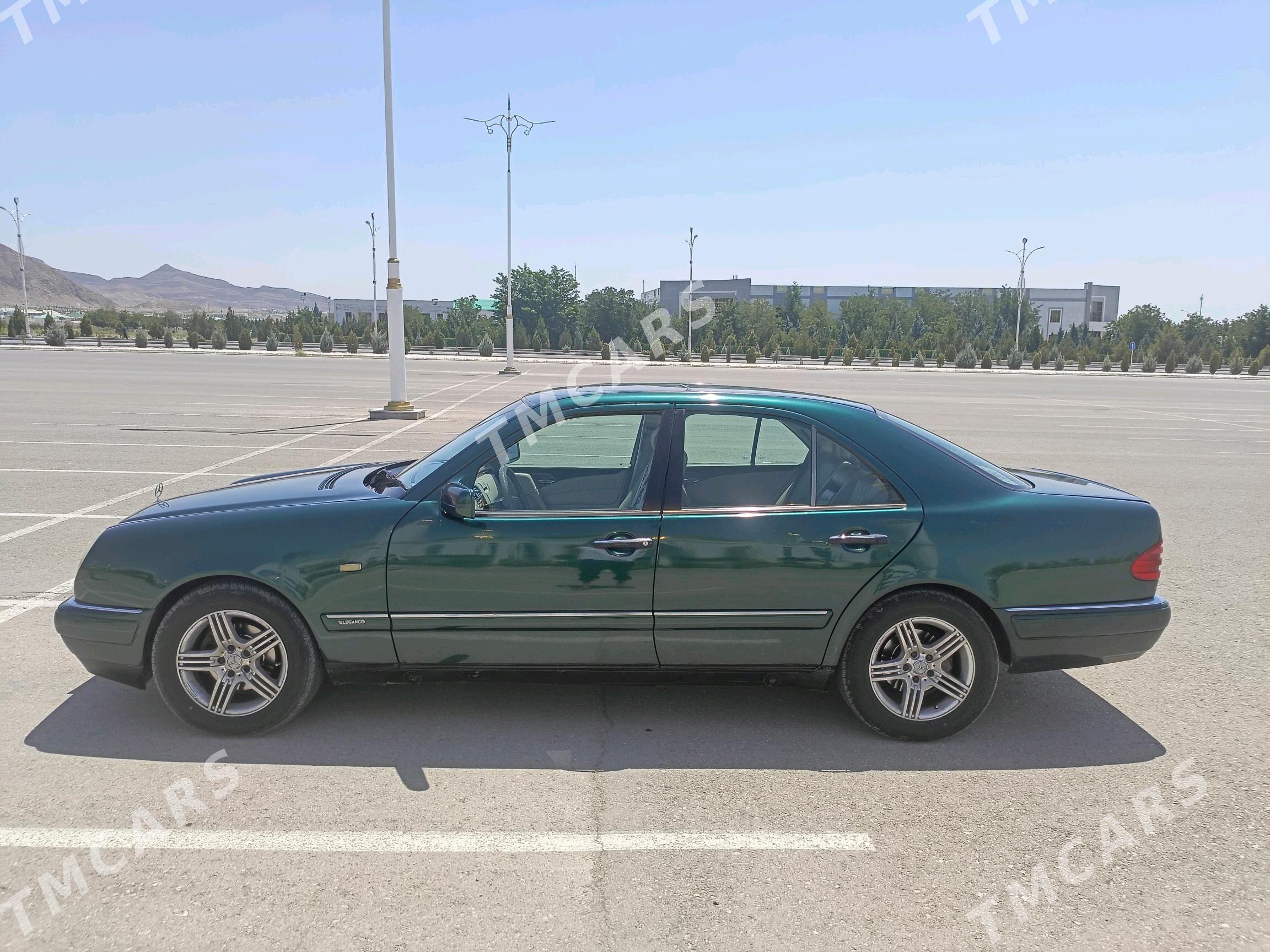 Mercedes-Benz E320 1999 - 80 000 TMT - Балканабат - img 4