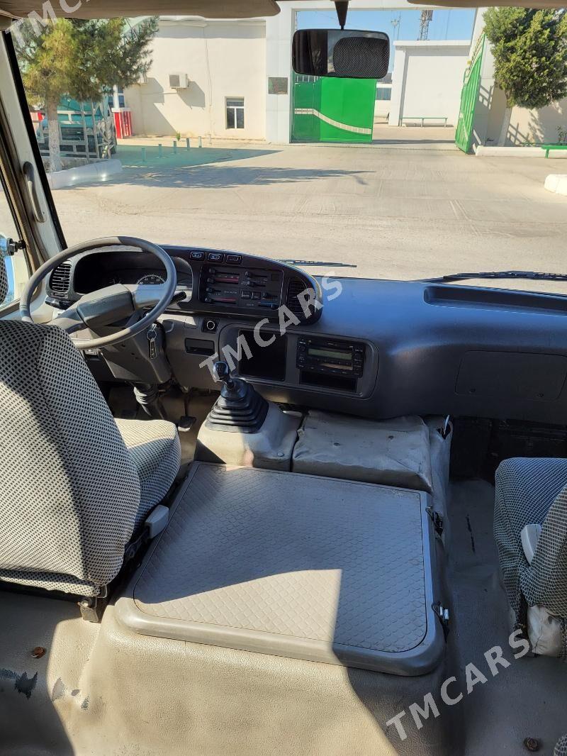 Toyota Coaster 2013 - 380 000 TMT - Balkanabat - img 3