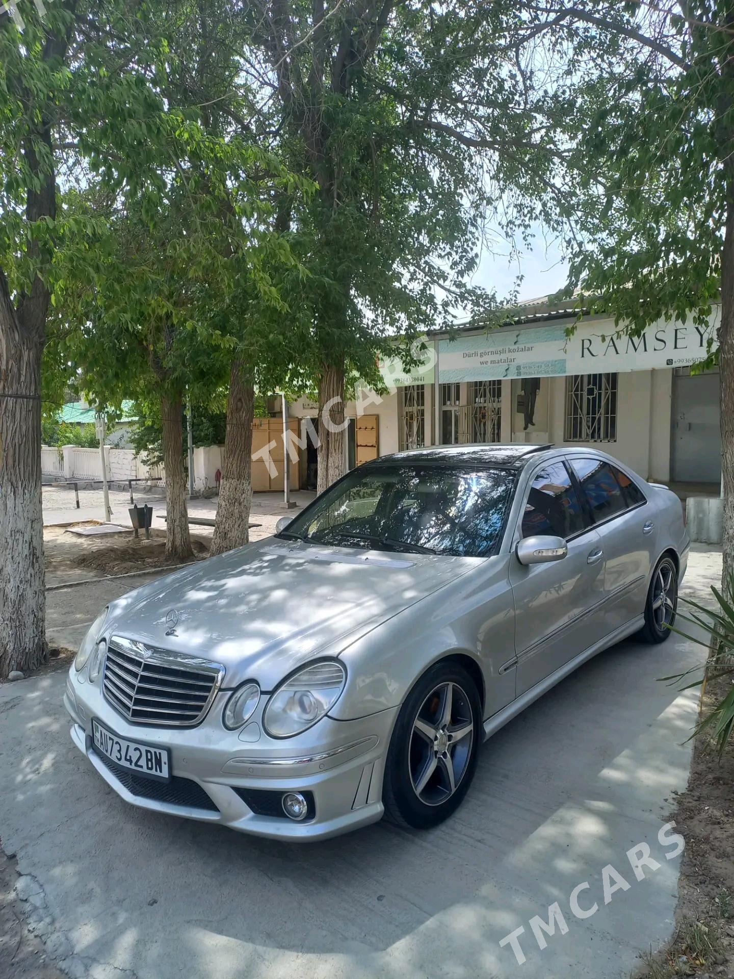 Mercedes-Benz E320 2002 - 142 000 TMT - Balkanabat - img 2