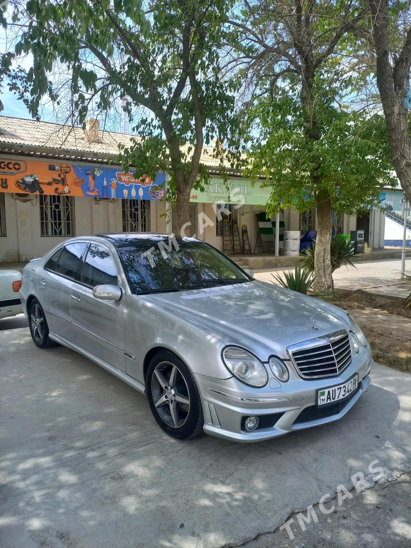 Mercedes-Benz E320 2002 - 142 000 TMT - Balkanabat - img 3