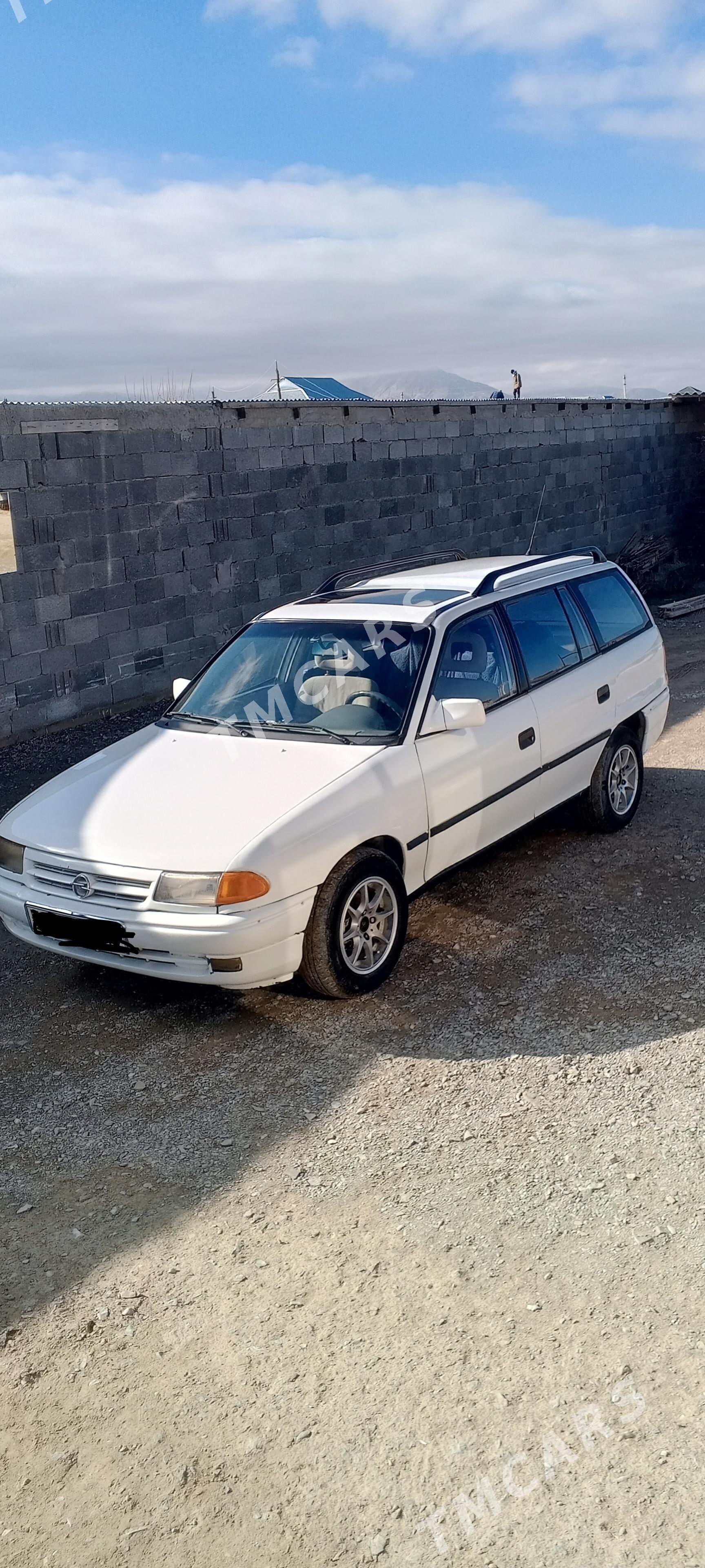 Opel Astra 1992 - 30 000 TMT - Bäherden - img 2
