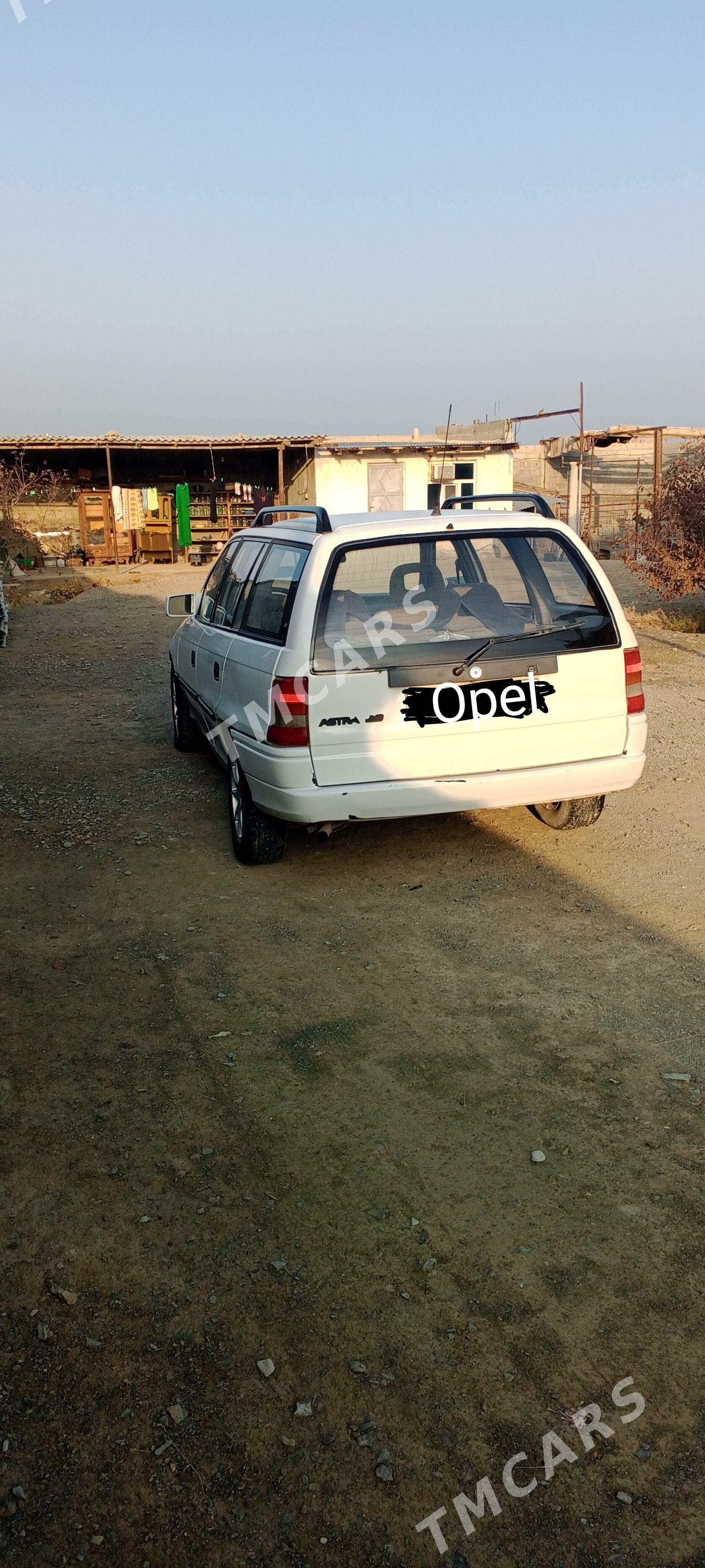 Opel Astra 1992 - 30 000 TMT - Bäherden - img 3