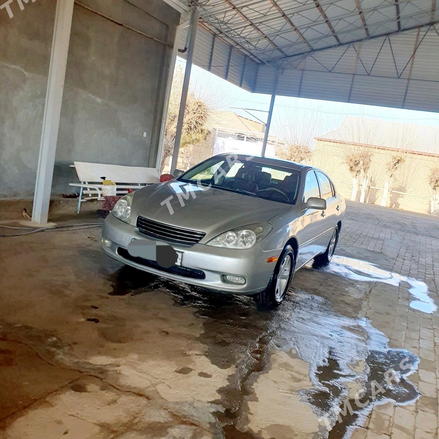Lexus ES 300 2002 - 145 000 TMT - Байрамали - img 4