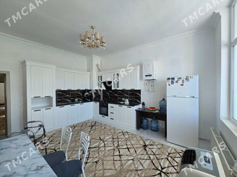 Ahal Koce polelitka 4kom 186m2 - Анев - img 5