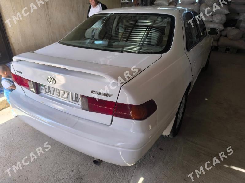 Toyota Camry 2000 - 130 000 TMT - Магданлы - img 4
