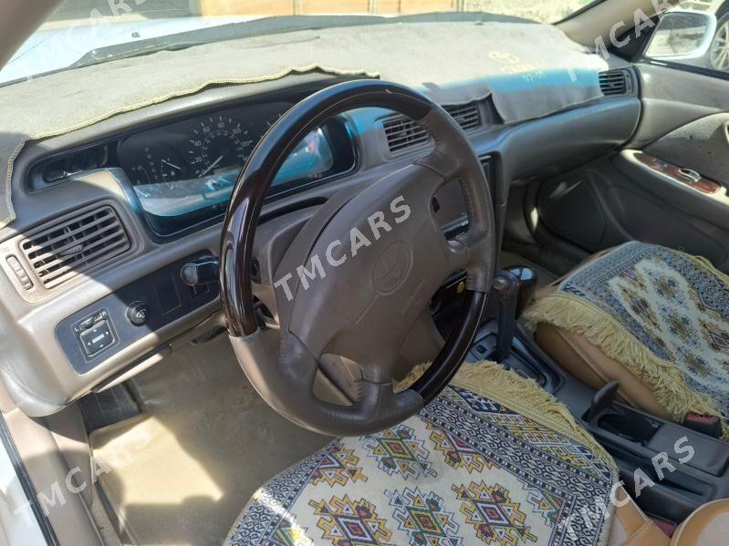 Toyota Camry 2000 - 130 000 TMT - Магданлы - img 9