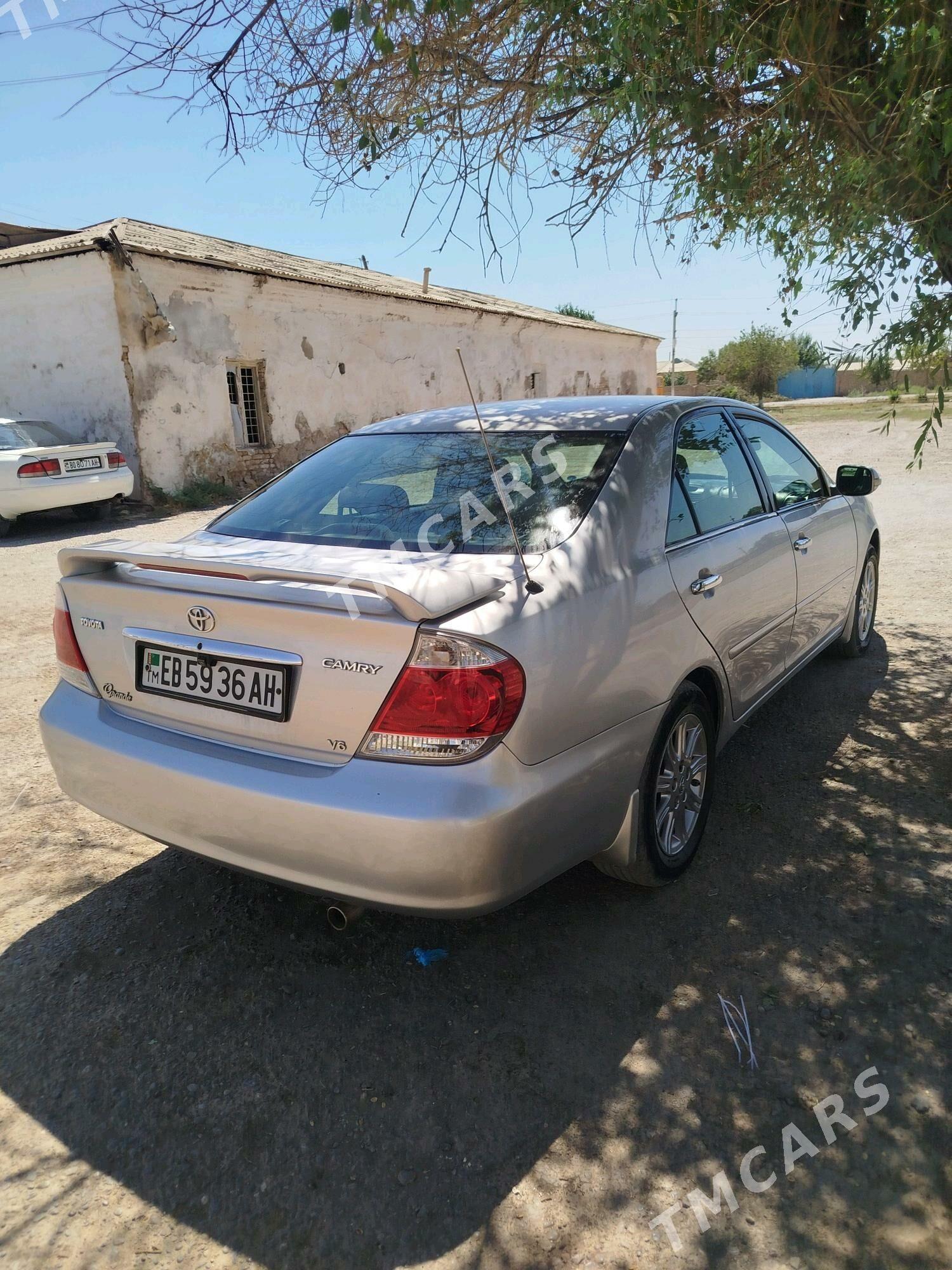 Toyota Camry 2005 - 145 000 TMT - Tejen - img 4