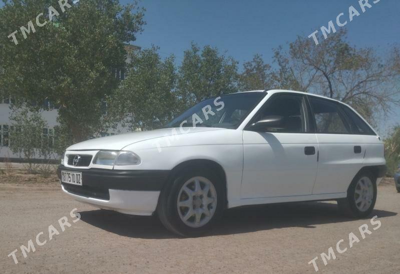 Opel Astra 1993 - 50 000 TMT - Дашогуз - img 3