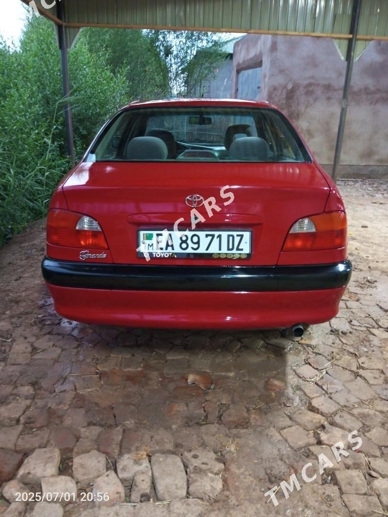 Toyota Avensis 1999 - 85 000 TMT - етр. Туркменбаши - img 7