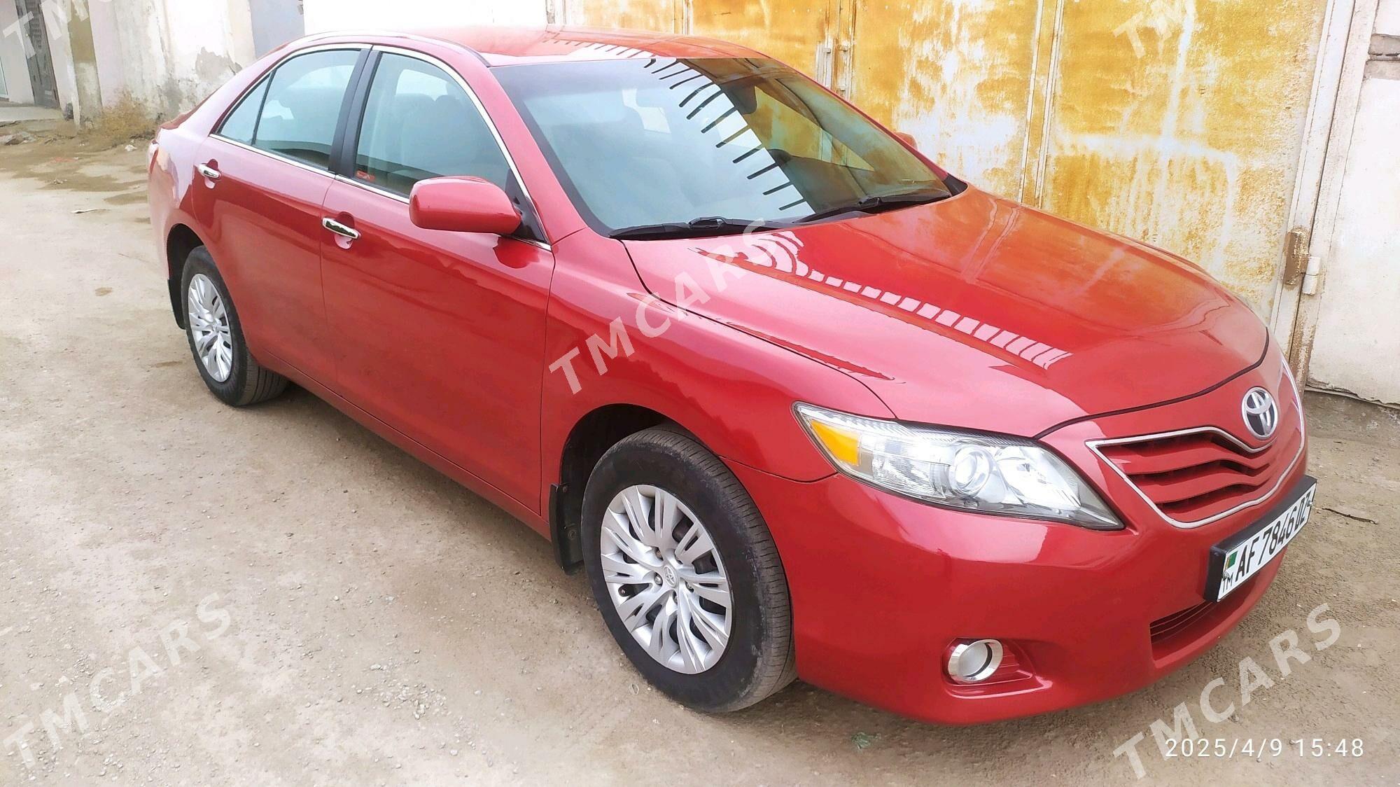 Toyota Camry 2010 - 170 000 TMT - Дашогуз - img 4
